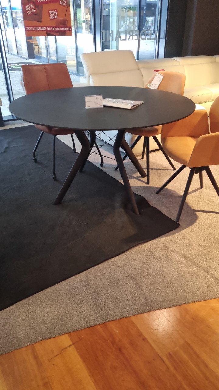 Mexx  eiken moziaik   eetkamertafel rond  135cm